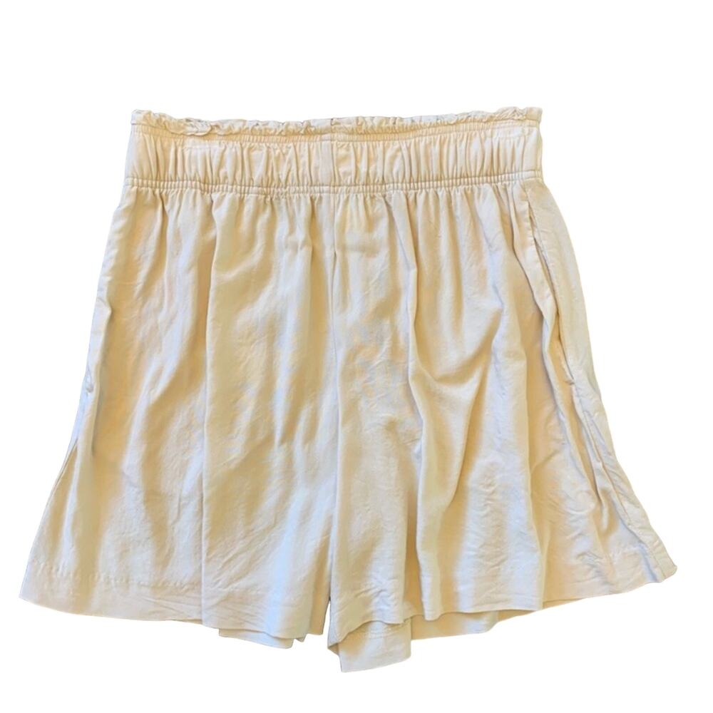 H&M Light Tan High Waist Pull On Bermuda Shorts
